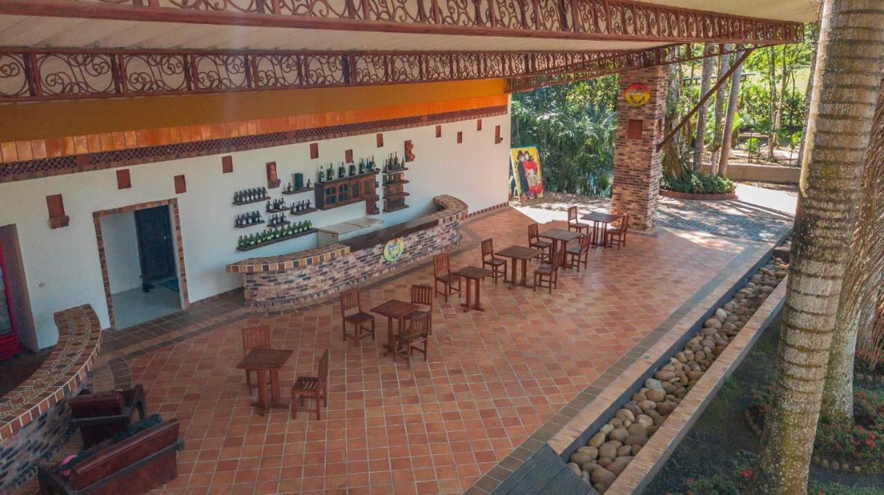 Hotel Hacienda Gualanday Apiay Ngoại thất bức ảnh