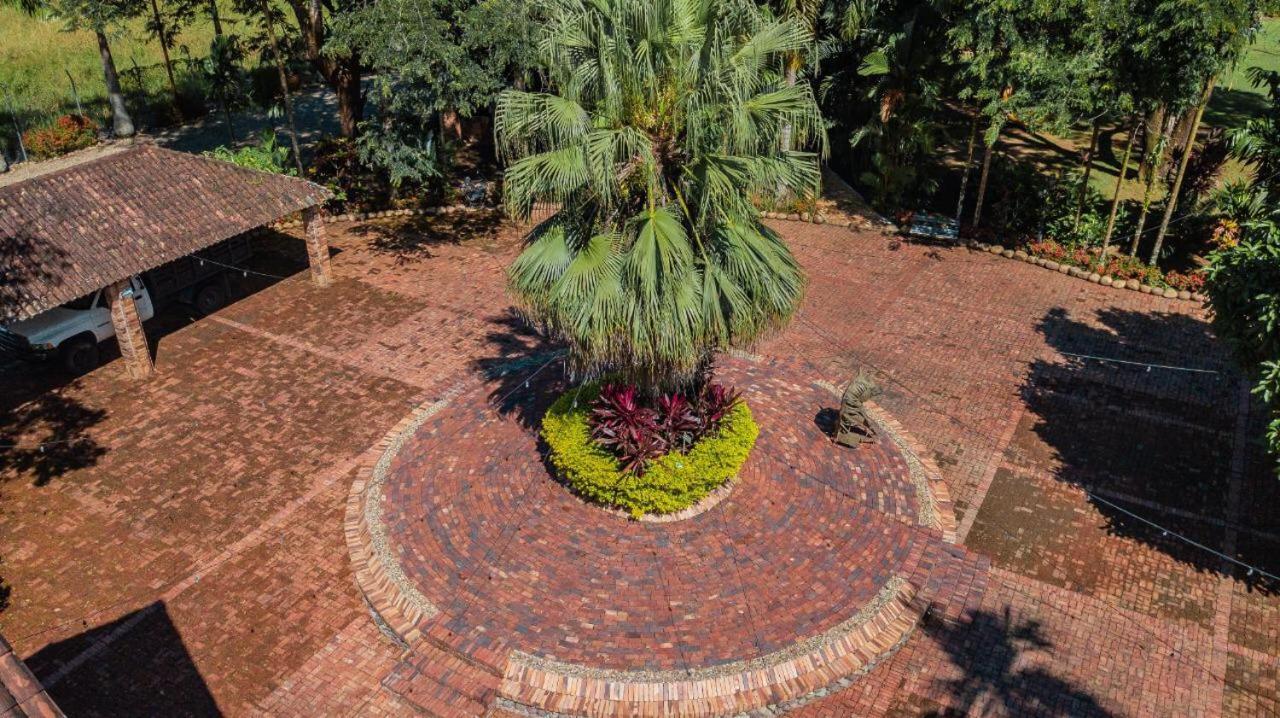 Hotel Hacienda Gualanday Apiay Ngoại thất bức ảnh